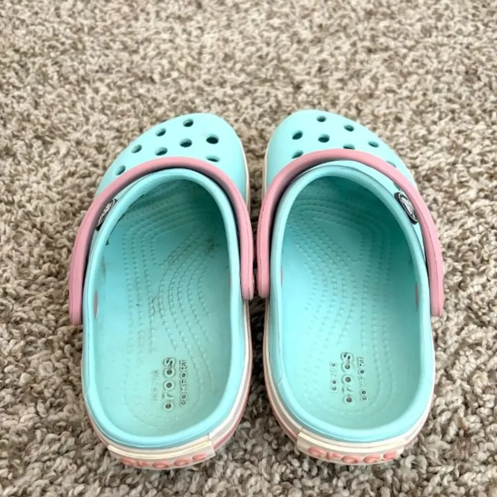 CROCS turquoise pink